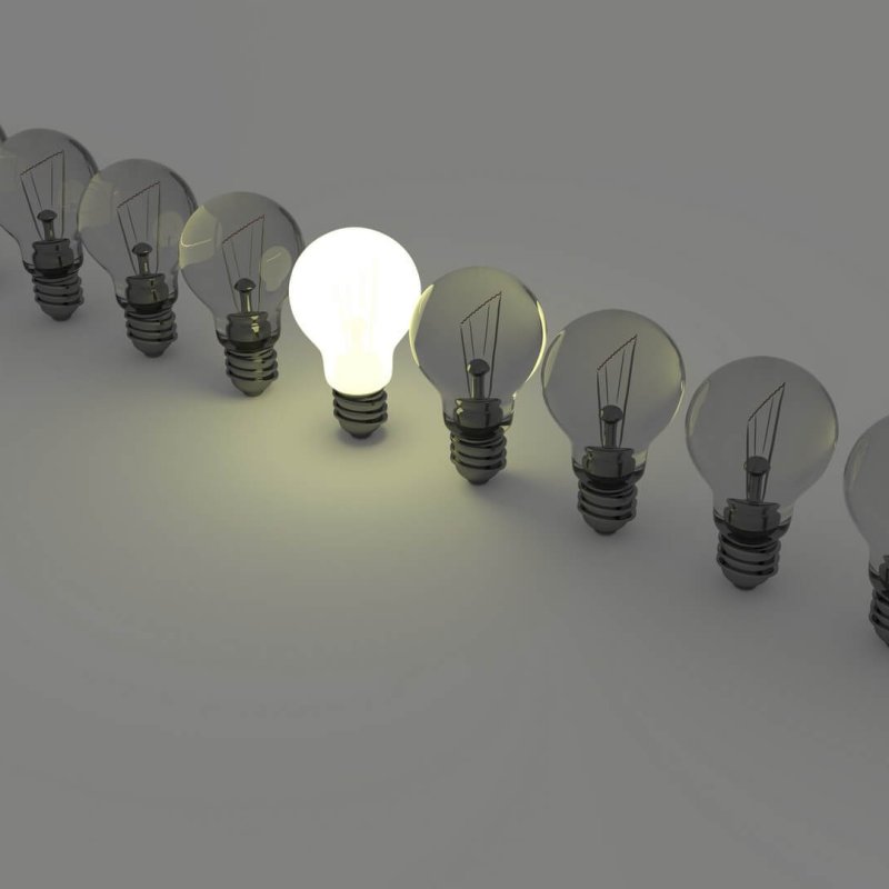 light-bulbs-1125016